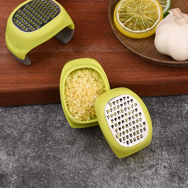 A Multi-functional Stainless Steel Lemon/cheese/garlic/ginger Grater, Manual Vegetable Slicer, Kitchen Tool