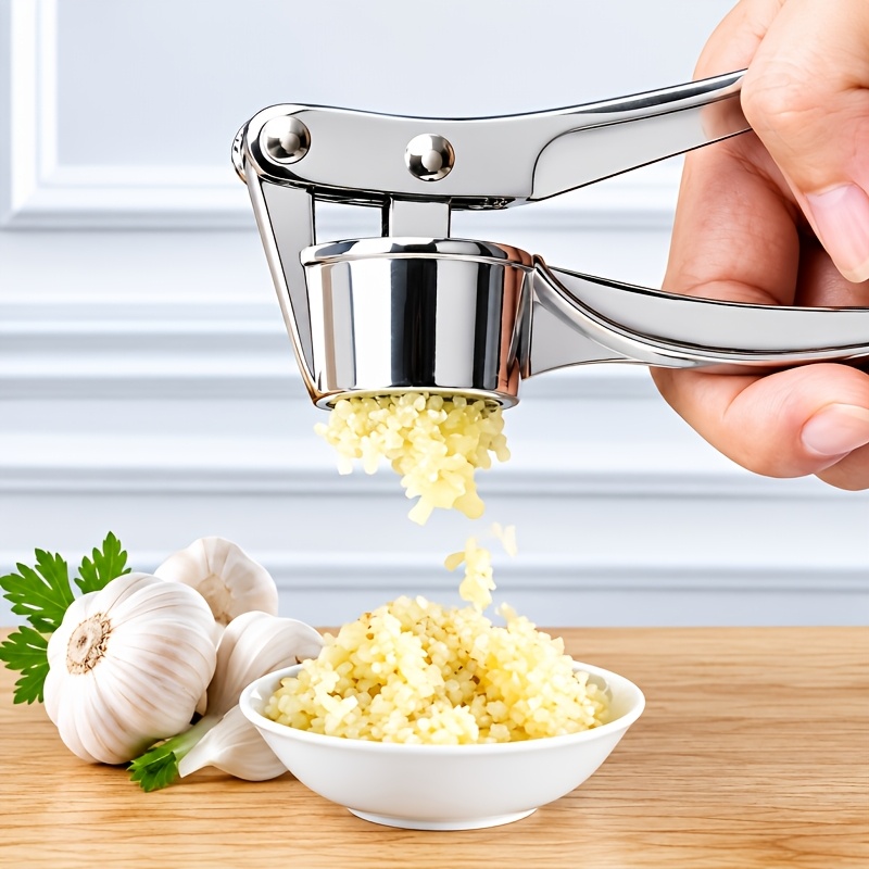 1pc Durable Aluminum Alloy Garlic Press - Multifunctional Metal Garlic Crusher, Washable Garlic Mincer, Food Contact Safe Kitchen Gadget for Garlic, Ginger, Etc., Ideal for Daily Home Cooking Prep And Garlic Paste Tool for Halloween